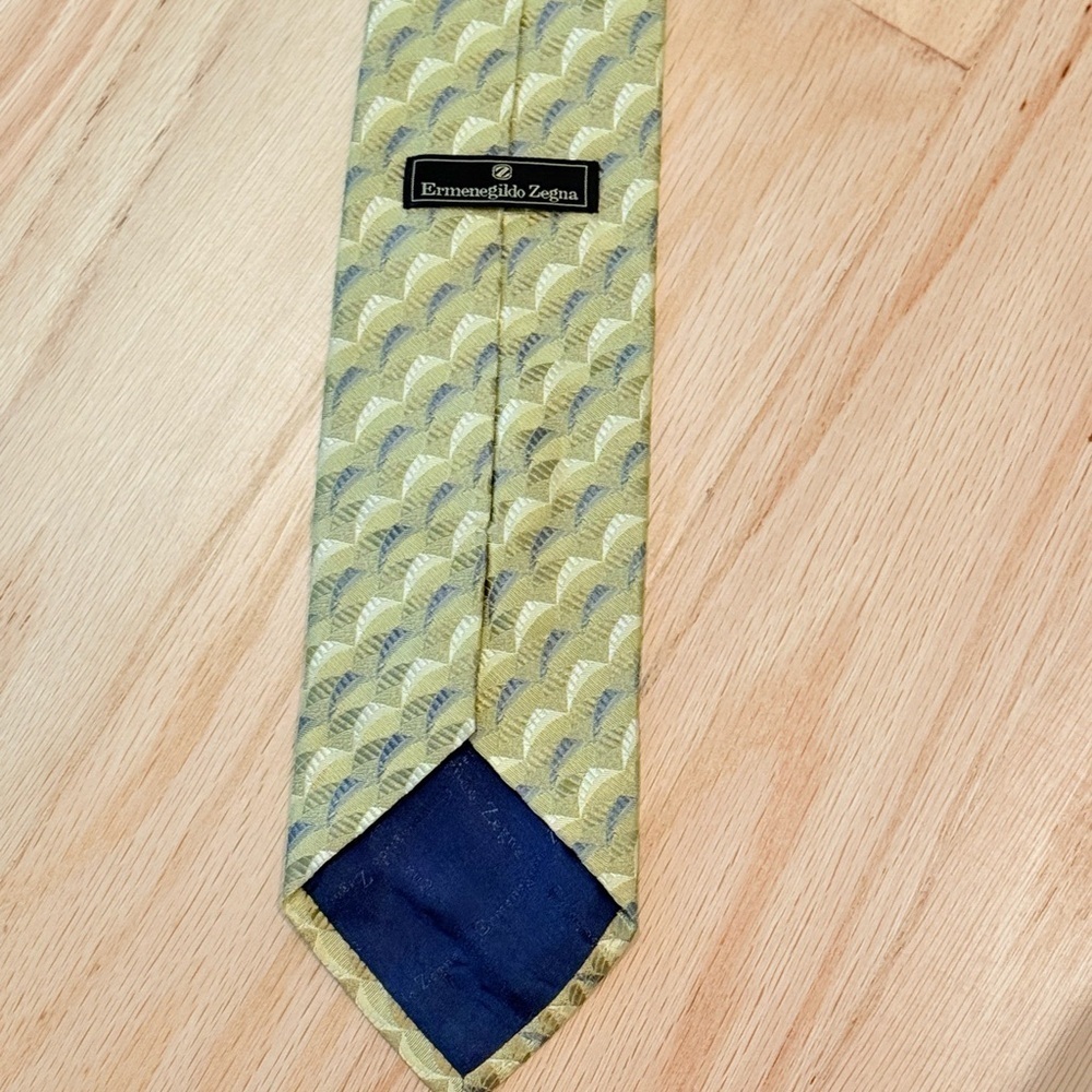 Ermenegildo Zegna Luxury Silk Tie – Gold & Silver Pattern, Made in Italy - Picture 4 of 9